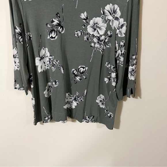J Jill Wearever Collection Womens Green Floral Half Sleeve Shirt Size Large PET - Picture 7 of 9